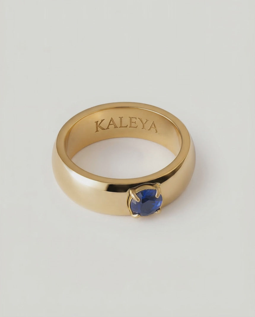 rotating video of myla ring